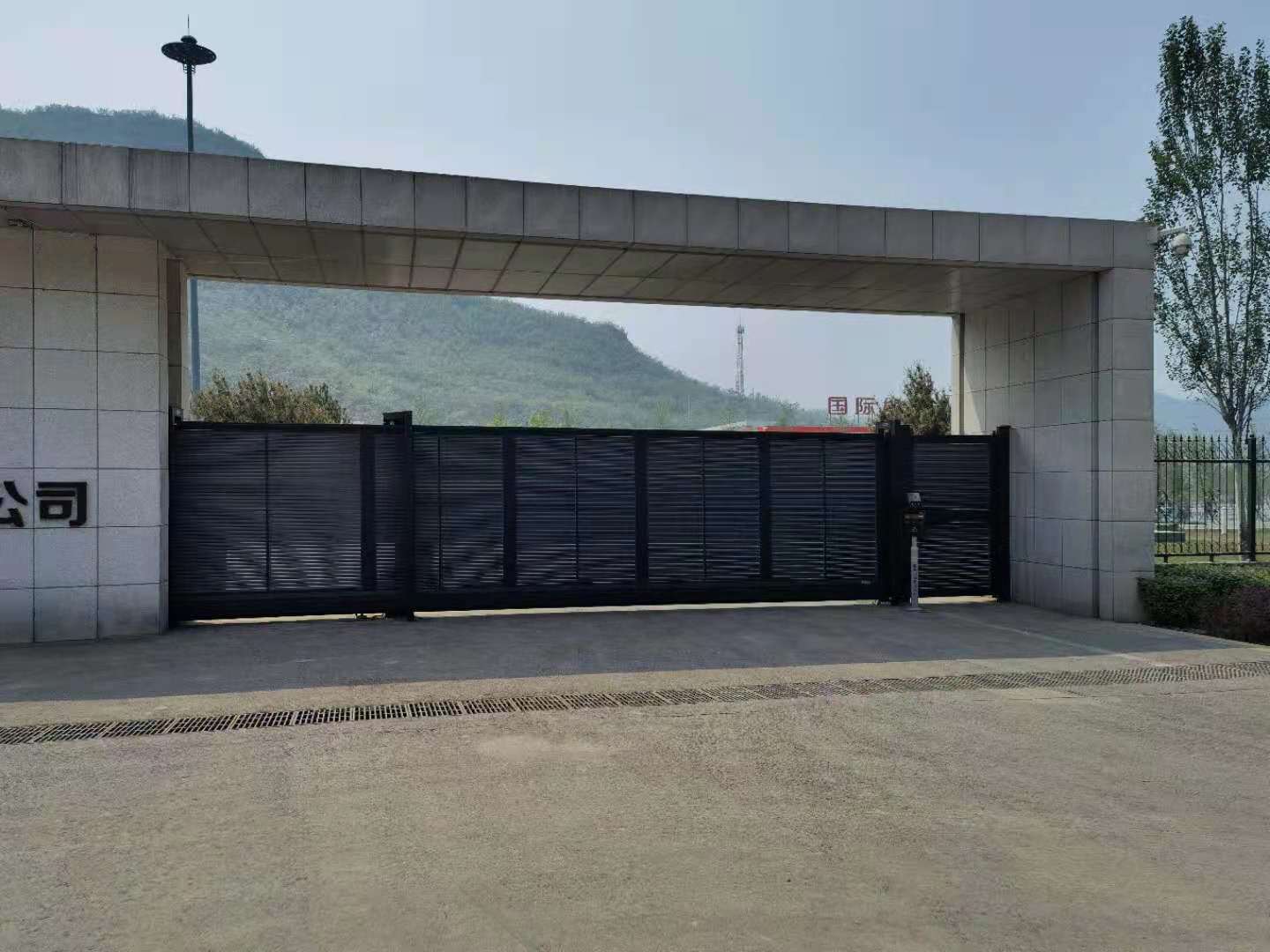 陽泉污水處理廠鋁板門